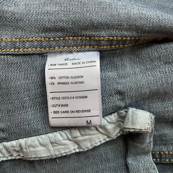 Kancan jacket women SZ MD denim button front, 2 pockets, cuff, frayed bottom hem - Picture 4 of 7